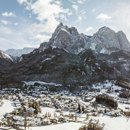 Mirabell Alpine Garden Resort & Spa Siusi Esterno foto